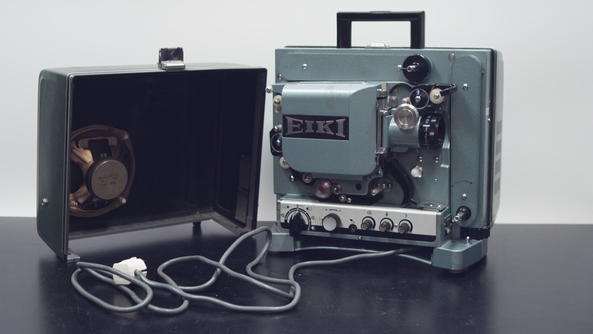 Eiki RT-2A<